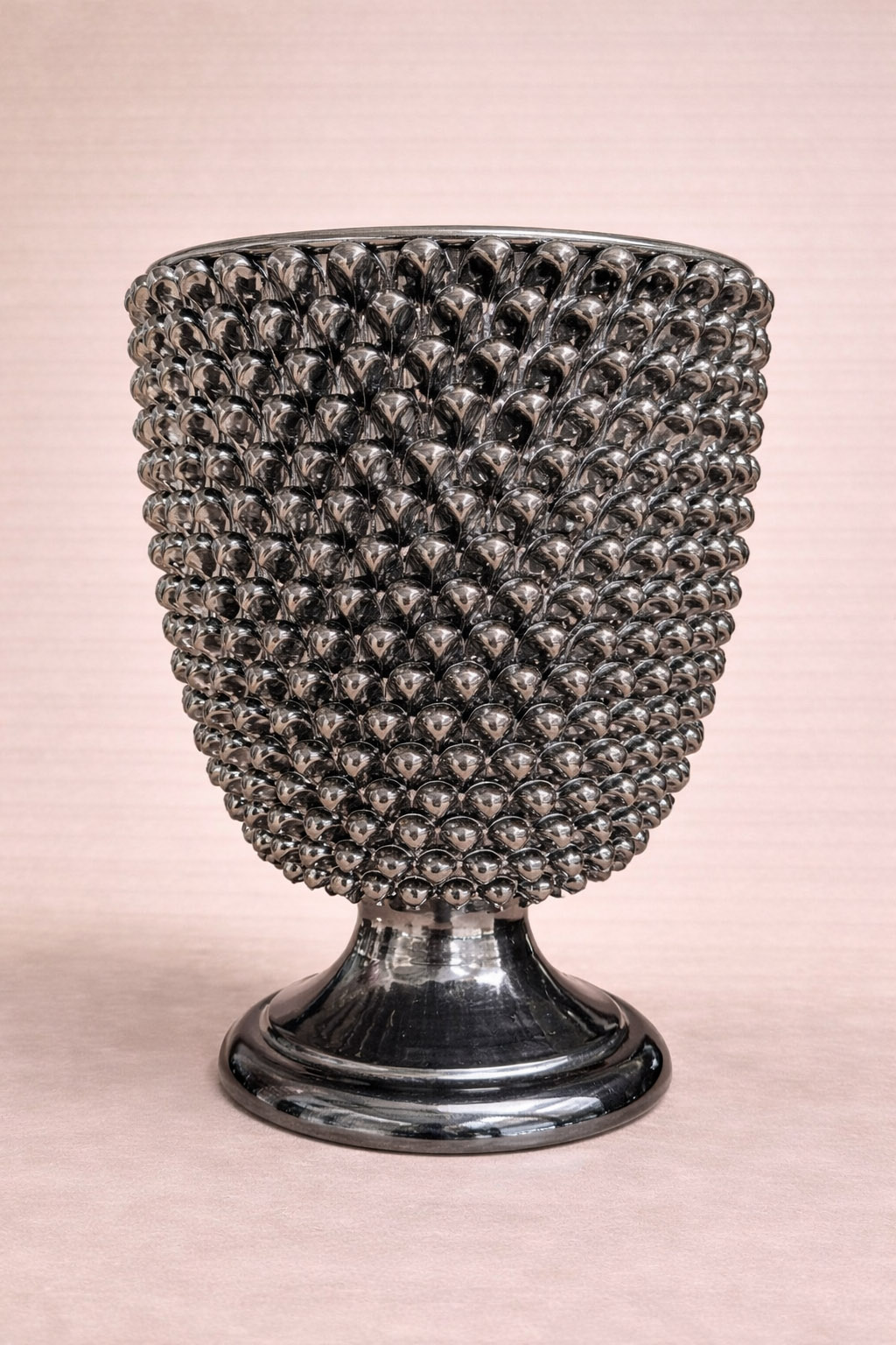 Pigna a Vaso Alto con Piede Metallico